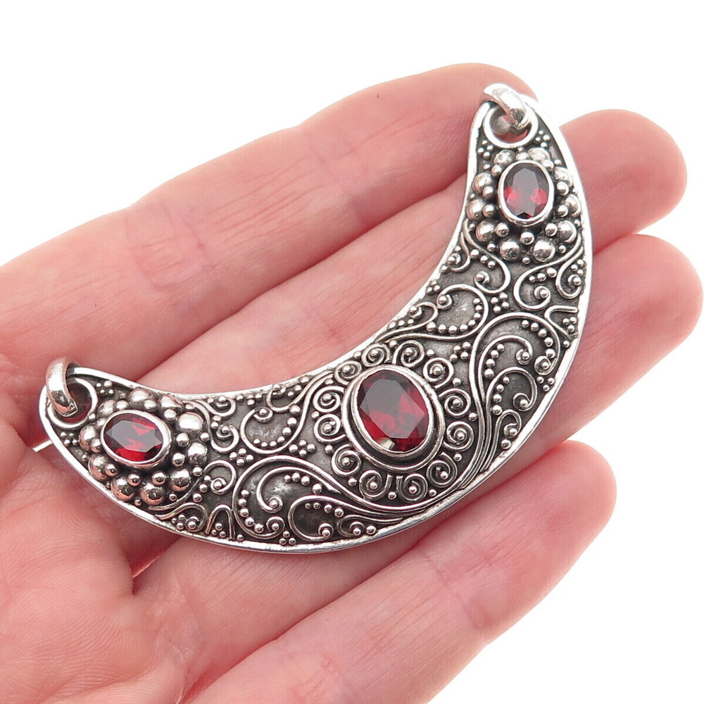 SUARTI BALI 925 Sterling Vintage Real Red Garnet Crescent Centerpiece Pendant